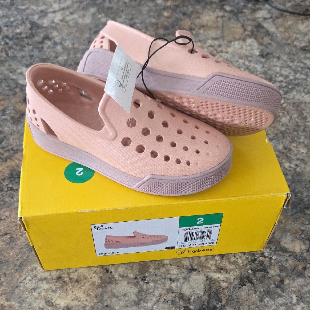 Joybees Size 2 Girl's NEW Pink And Purple Slip-On Shoes